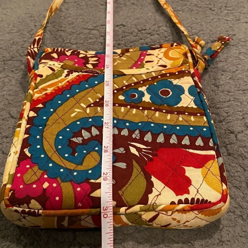 Crossbody Quilted Purse  - Picture 4 of 9